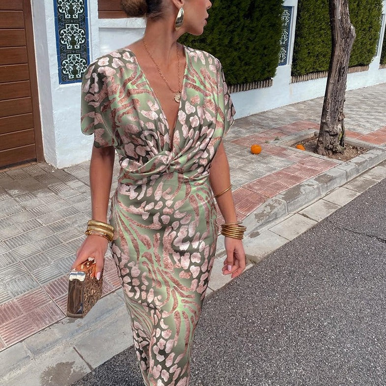 Hazel | Twisted V-neck maxi dress
